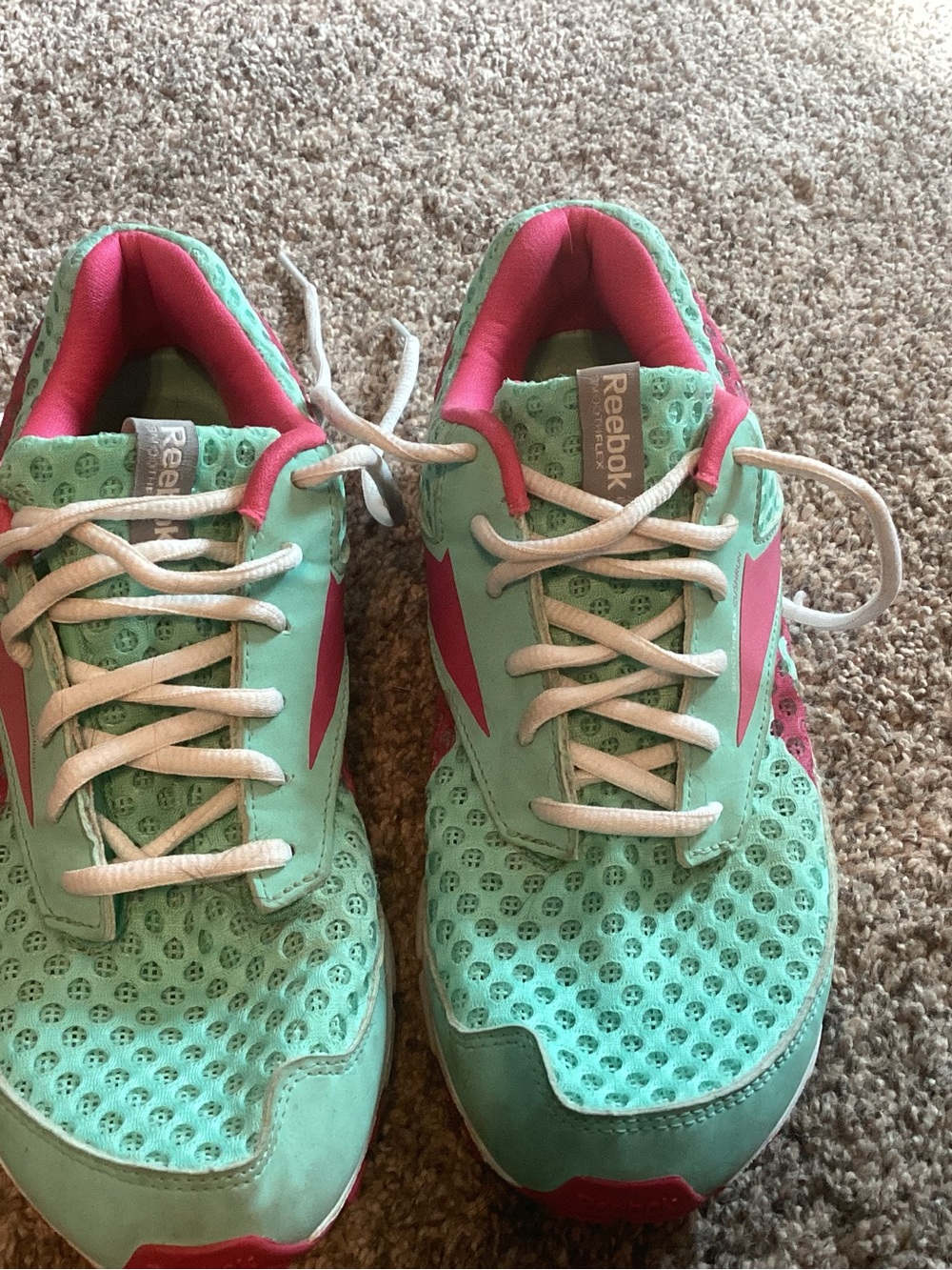 Reebok Women's Mint Green and Hot Pink Athletic Sneakers